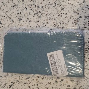 NEW  IPhone 14 pro Max it's wristlit strap desi'm in seafoam